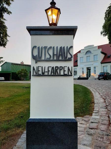 Gutshaus Neu Farpen Hotell Neuburg  Eksteriør bilde
